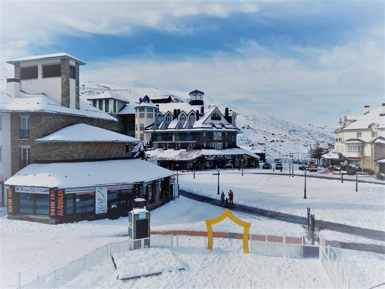 Todosierranevada Zona Baja - Apartamentos De 4 Dormitorios - Junto A Los Telecabinas Sierra Nevada Eksteriør billede